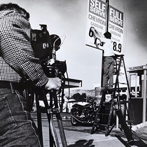 Chevron Price Sign - Walt's Danville Service